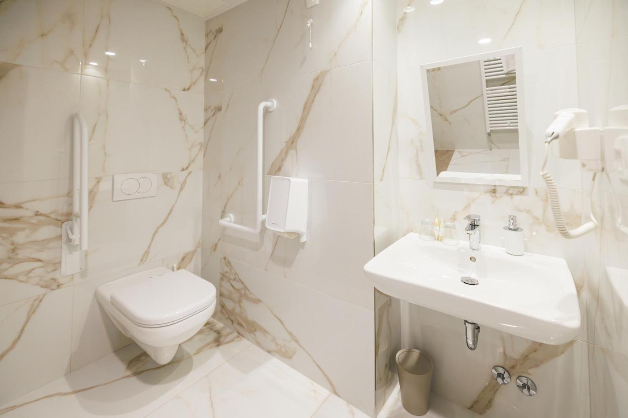 Hotel Capris Capodistria Boutique المظهر الخارجي الصورة